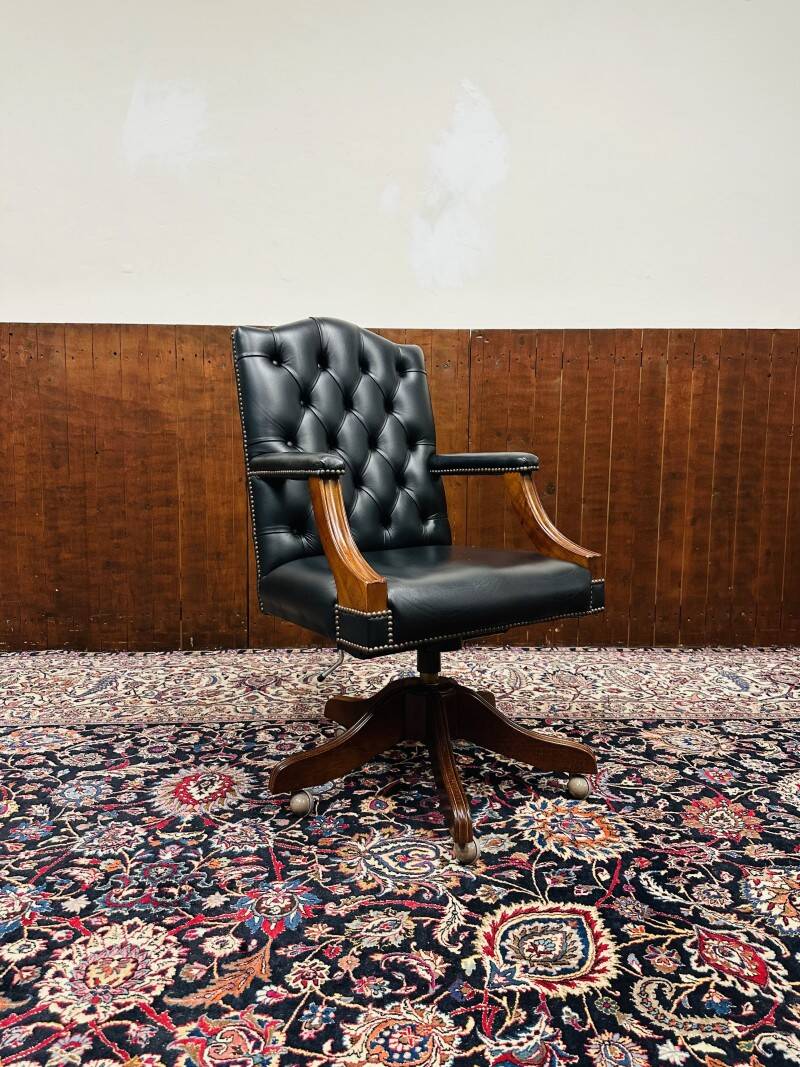 English President Chair Black Office chair black