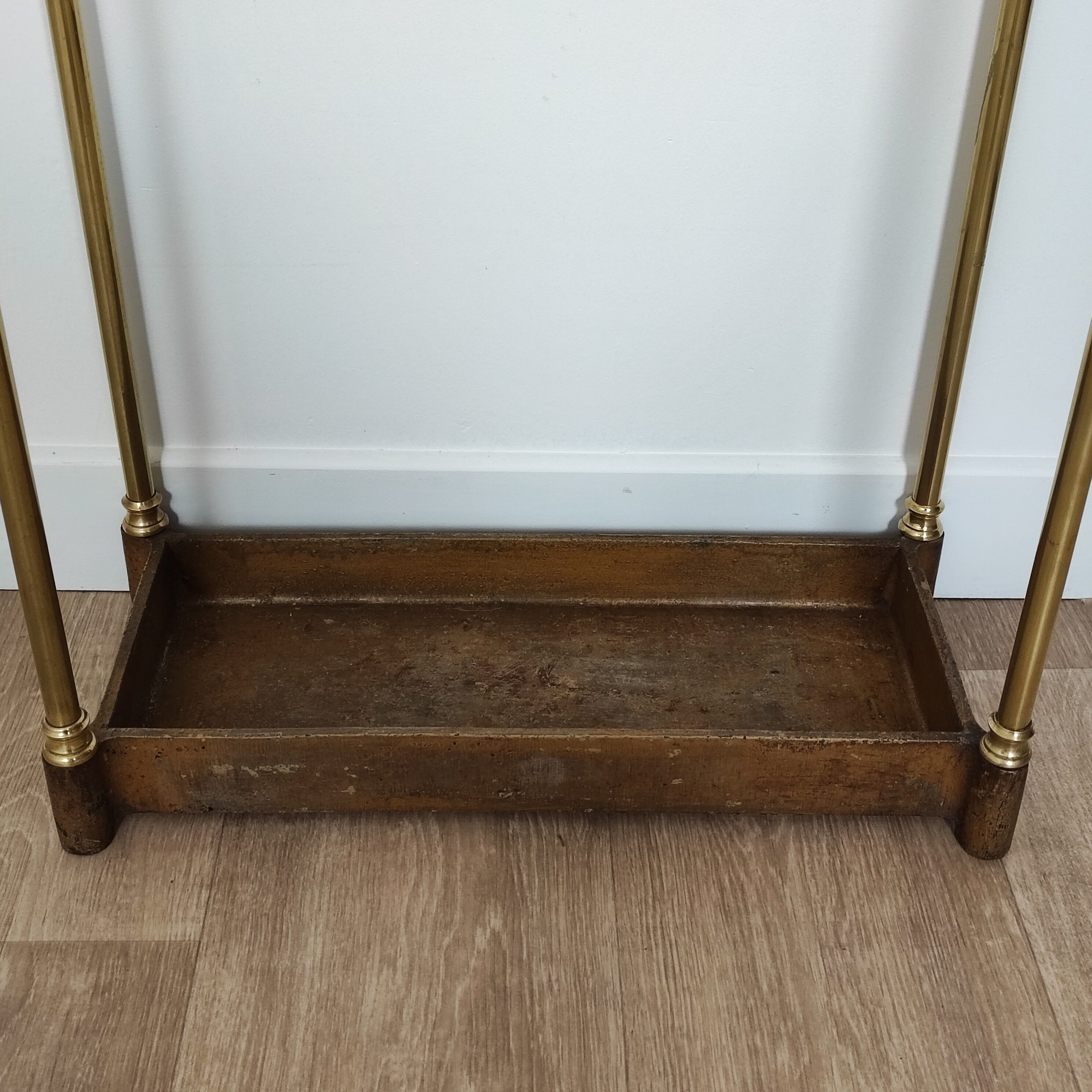 Brass umbrella holder