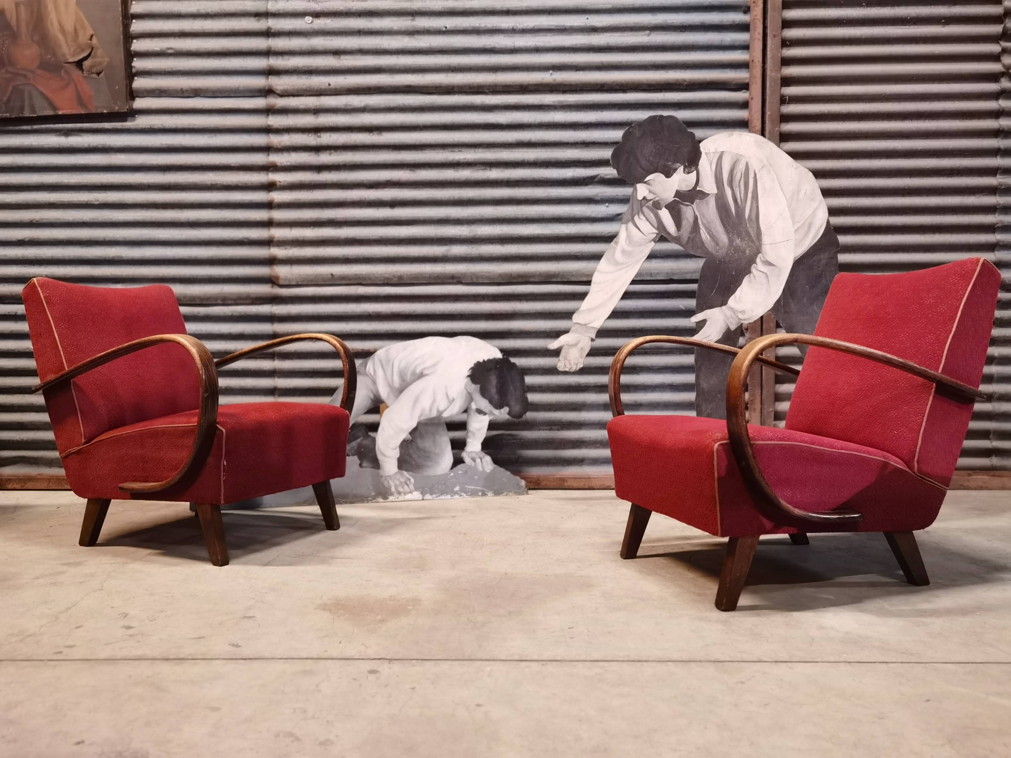 Pair of H 410 armchairs by Jindřich Halabala for Up Zavody
