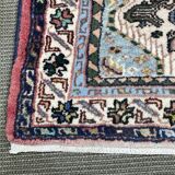 Handmade wool Iranian rug - 1.25m x 0.75m