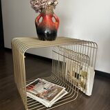 AYTM curva design metal magazine rack