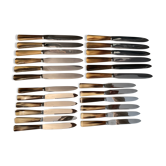Coffret 24 couteaux en inox et bakelite