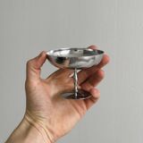 6 coupelles sur pied en inox mat