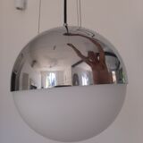 Set of 3 opaline suspensions circled with metal
