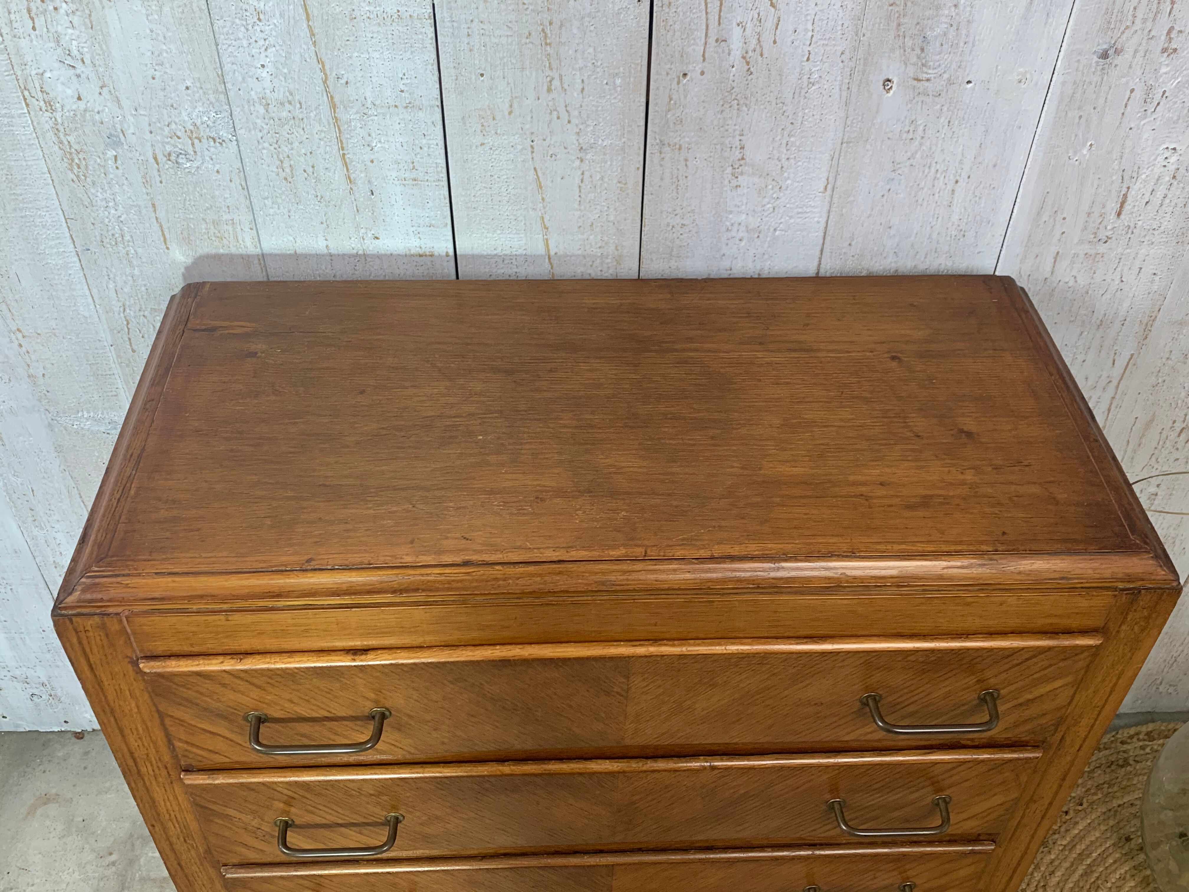 Commode vintage