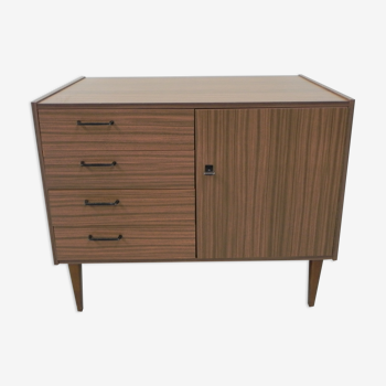 Vintage chest of drawers on tapered legs