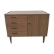 Commode vintage sur pieds effilés