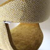 Siège pivotant vintage rénové velours jaune moutarde