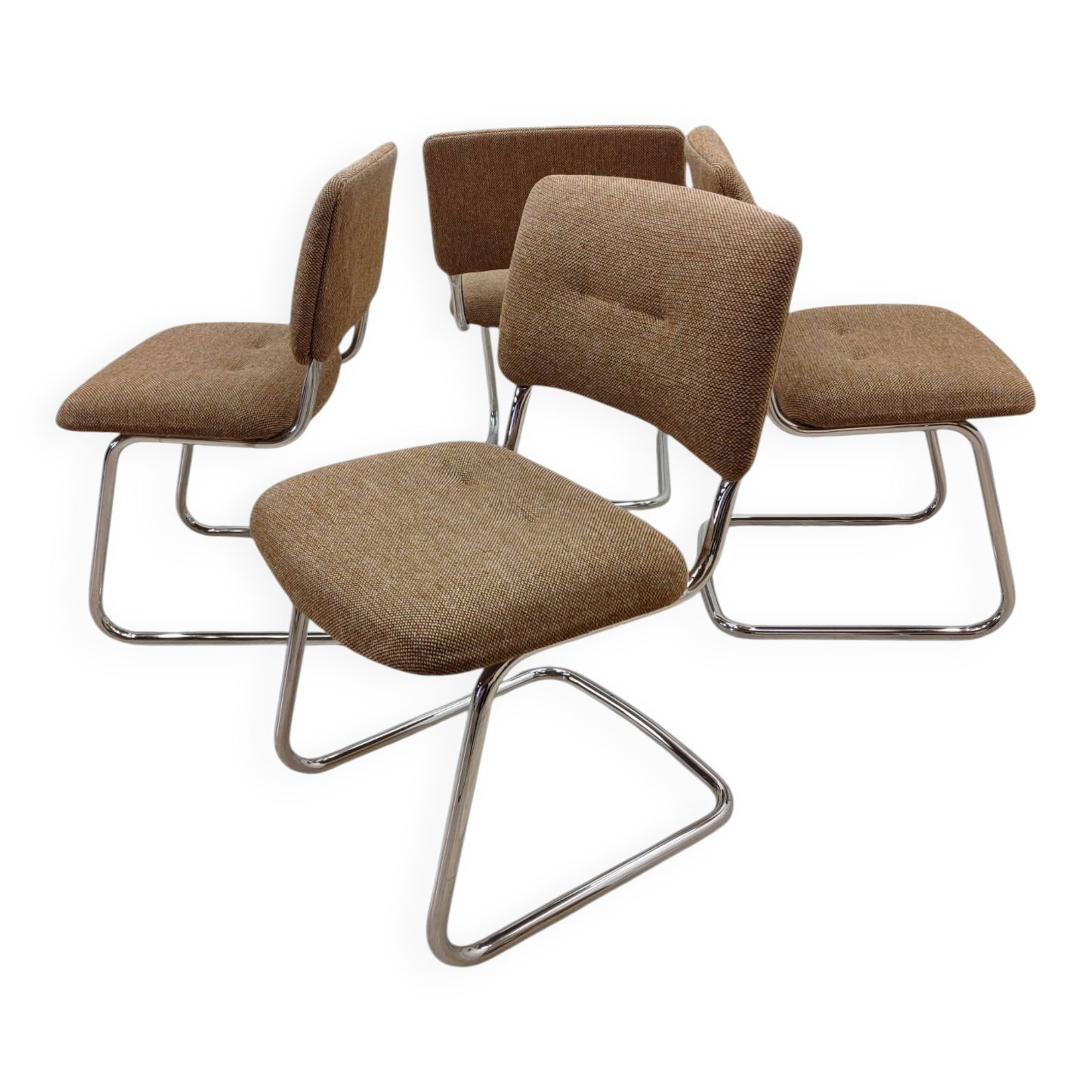 Série de 4 chaises cantilever – Années 80
