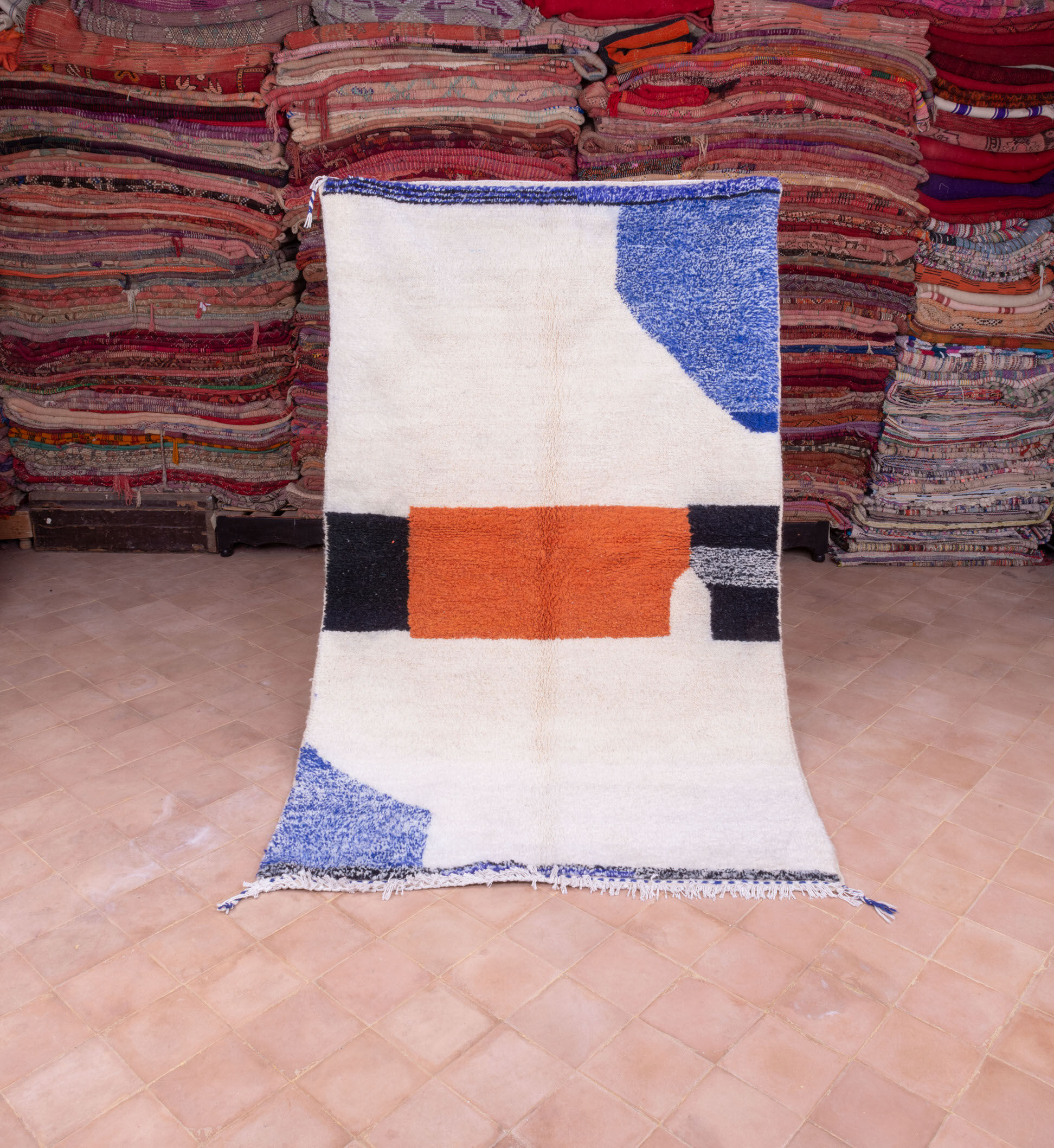 Berber carpet art deco 154x250cm