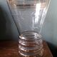 Vase vintage des années 70 en verre ciselé