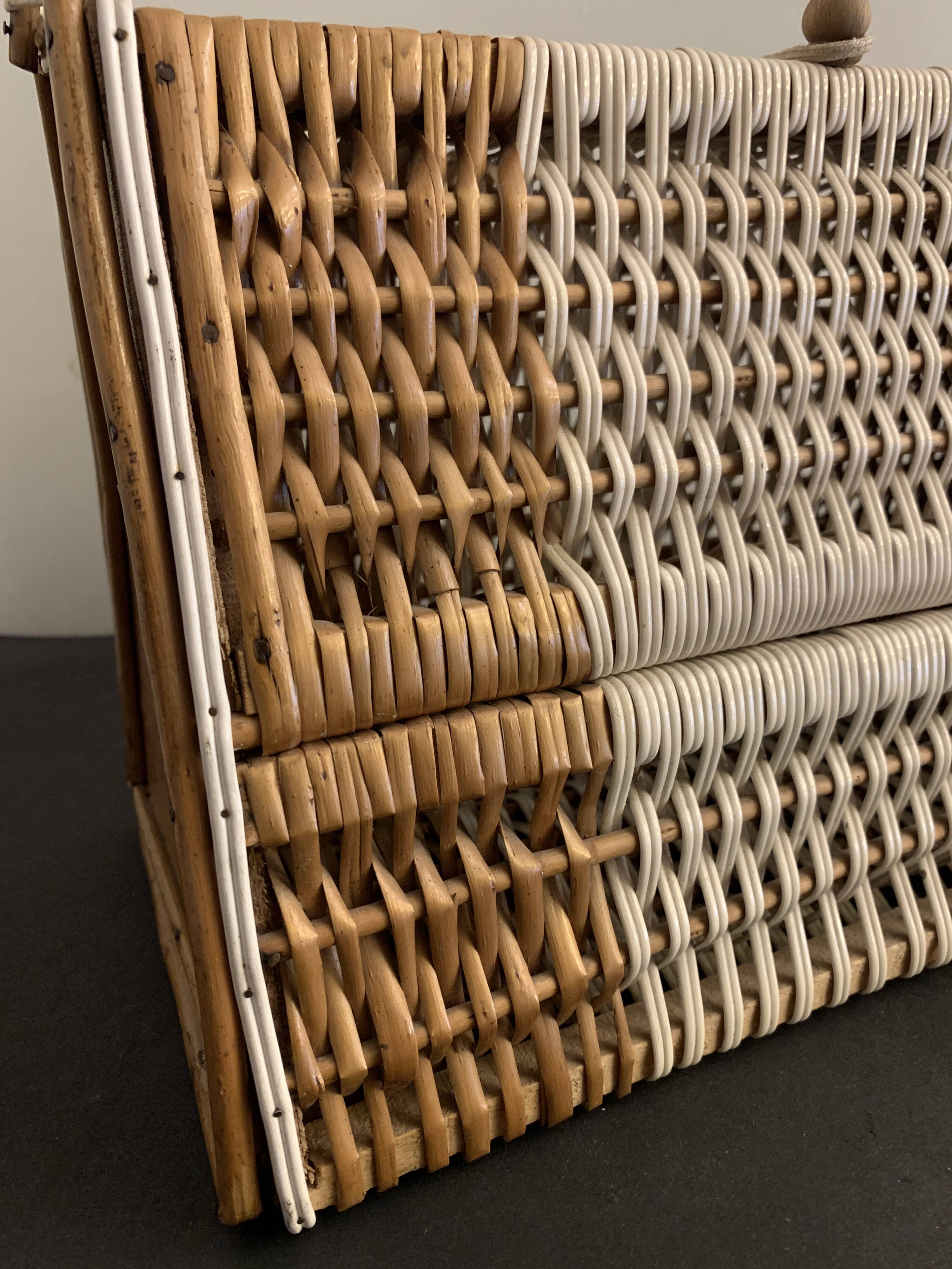 Rattan handbag and scoubidou's threads, 1950