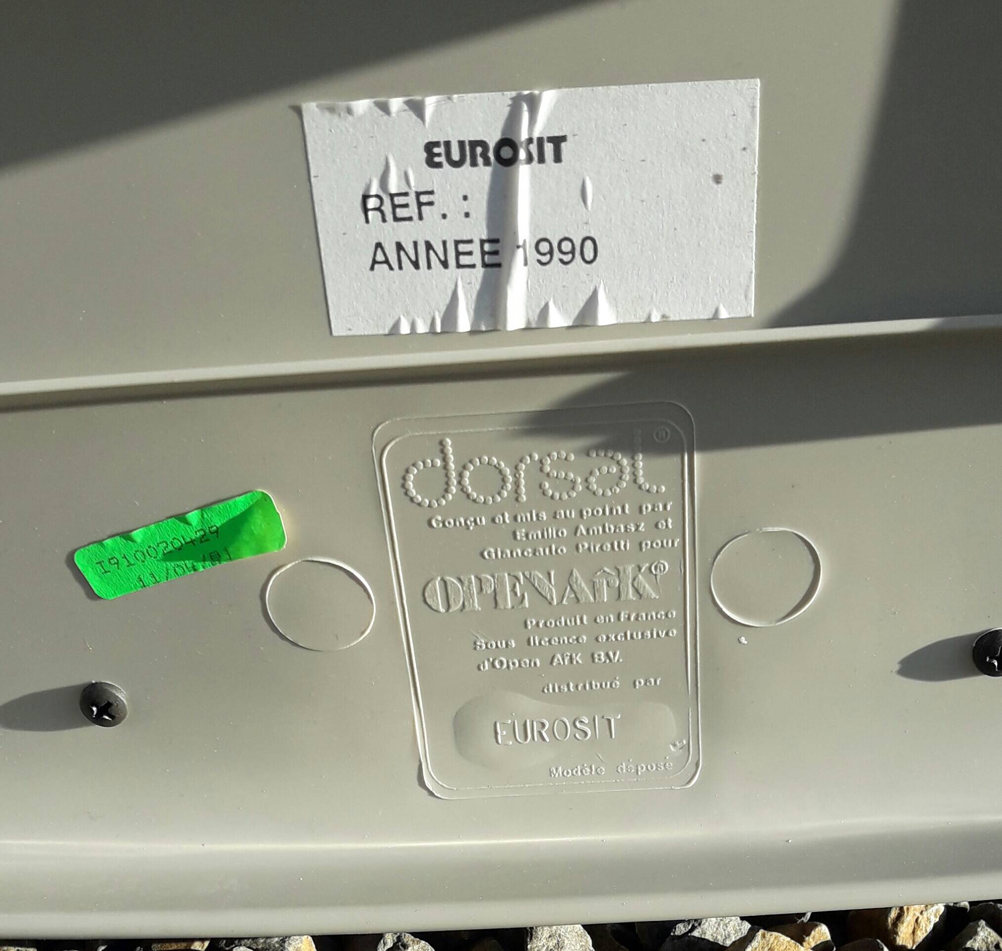 Dorsal tablet chair by E Ambasz and G Piretti 1990