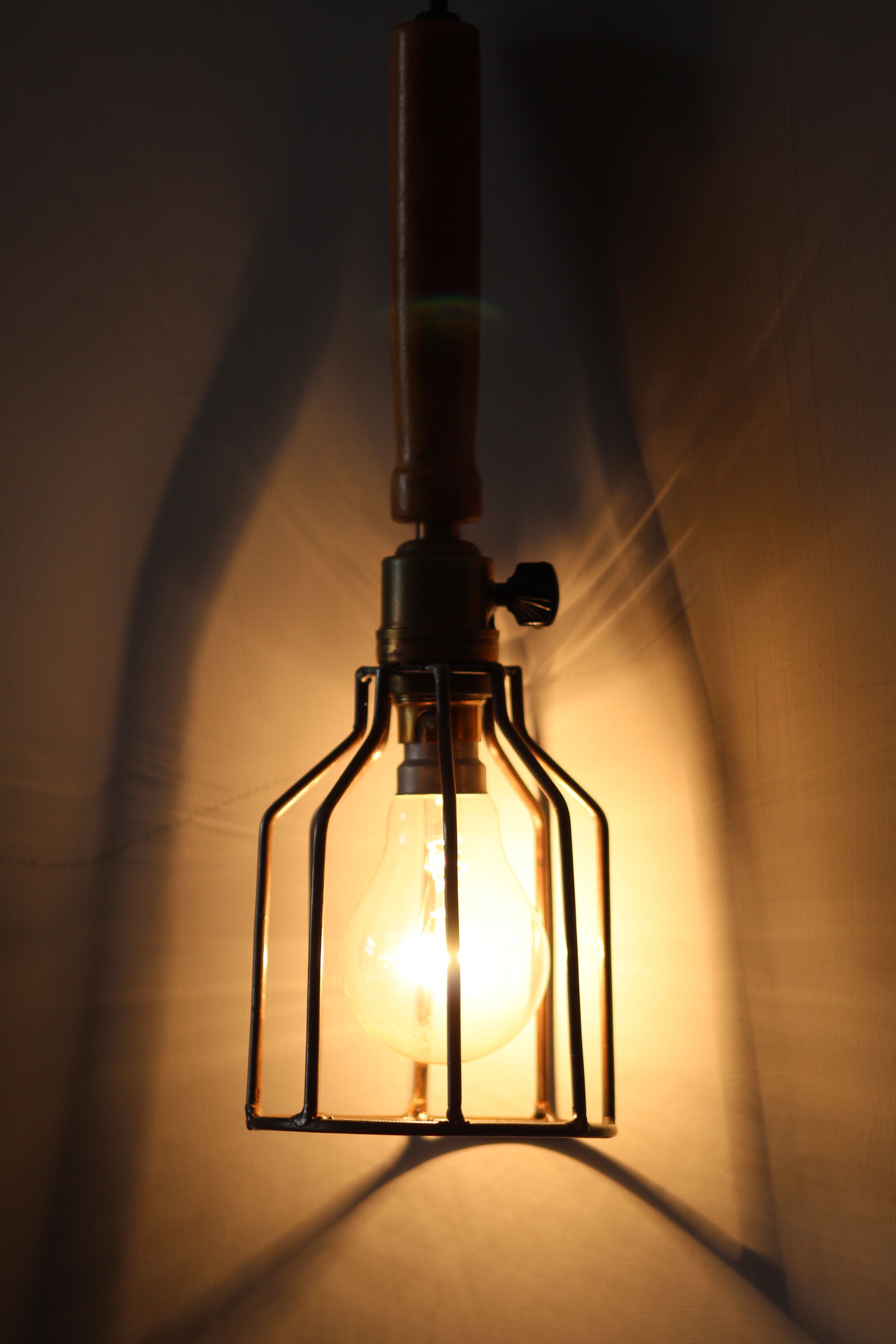 Vintage electric walking lamp