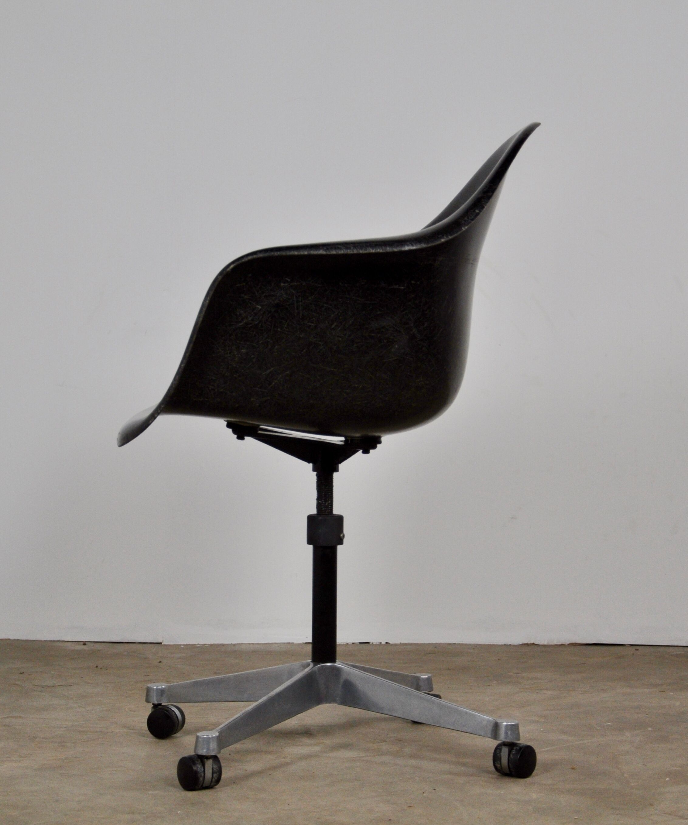 Armchairs by Charles Eames for Herman Miller  1977