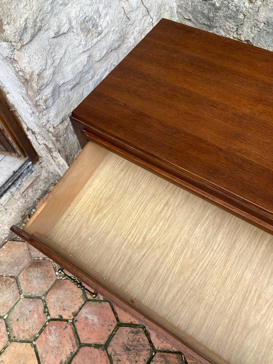 Vintage chest of drawers with tapered legs