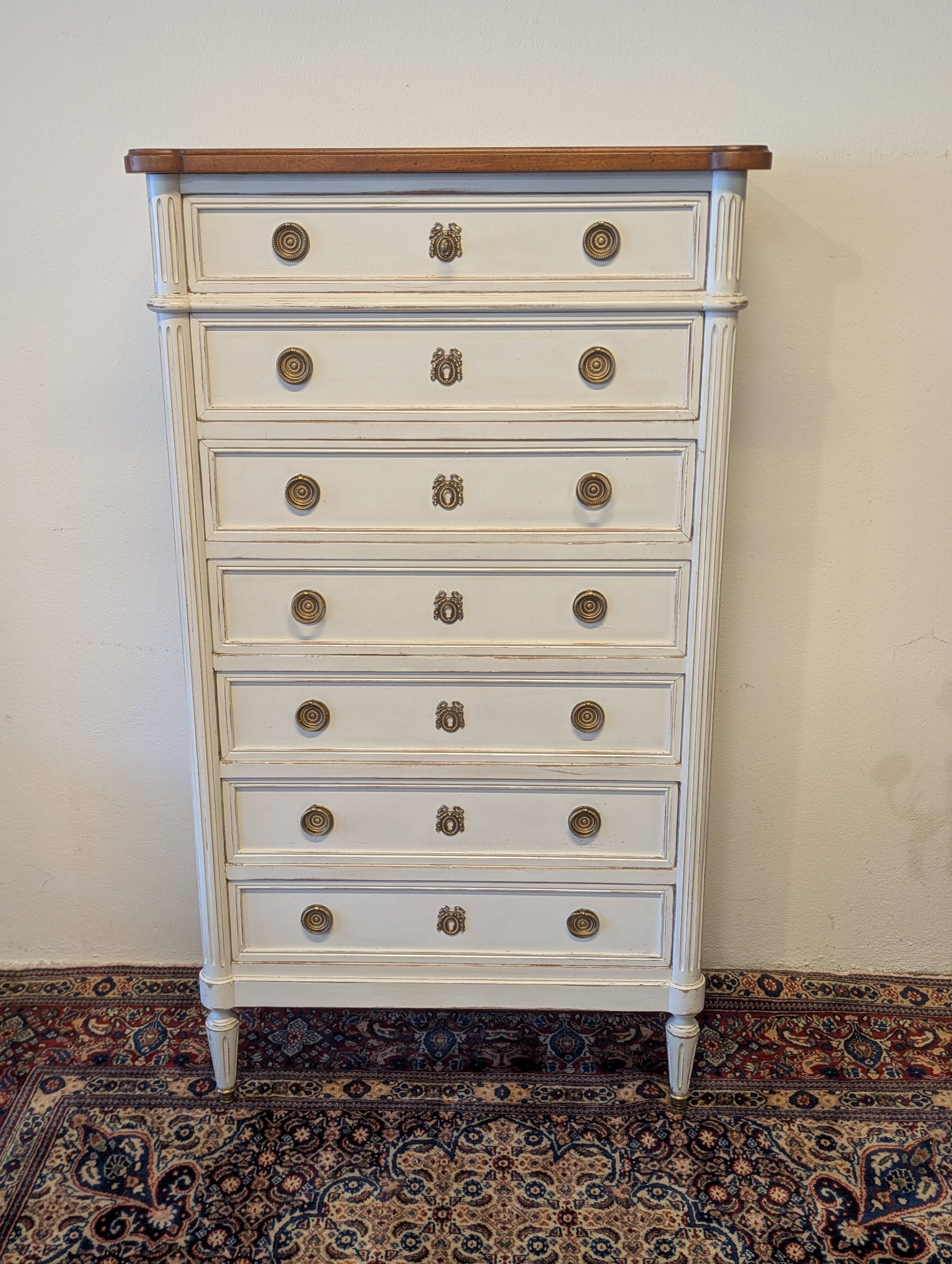 Louis XVI chest of drawers