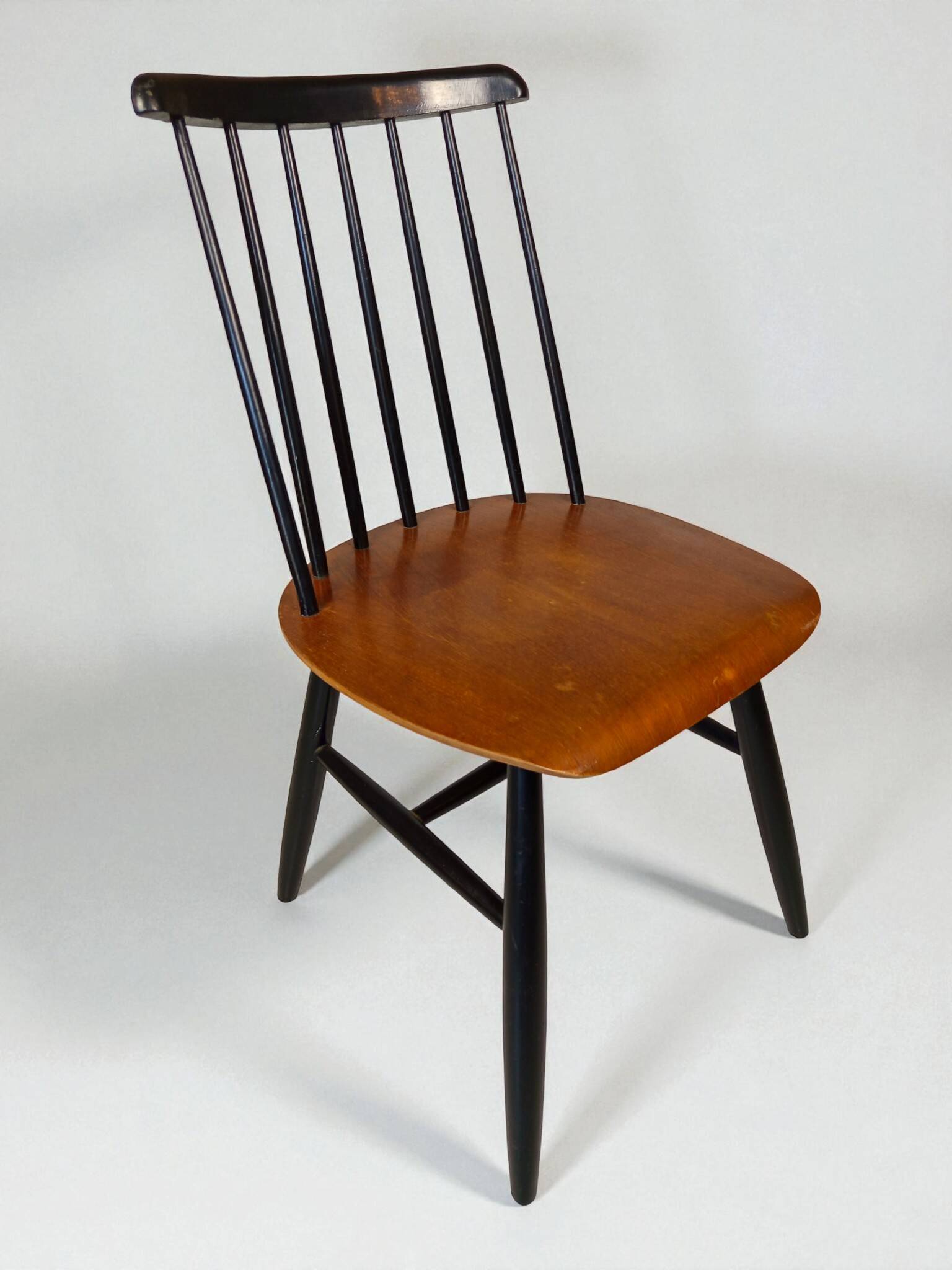 Vintage Scandinavian chair Fanett