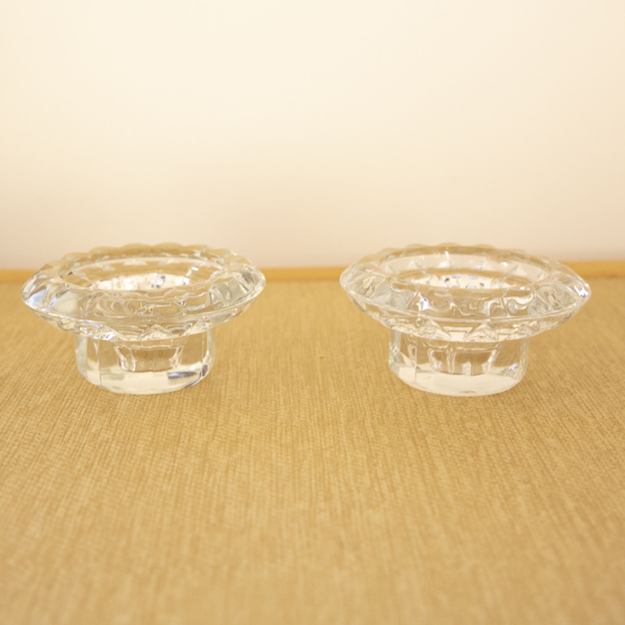 2 clear glass candle holders from Reims