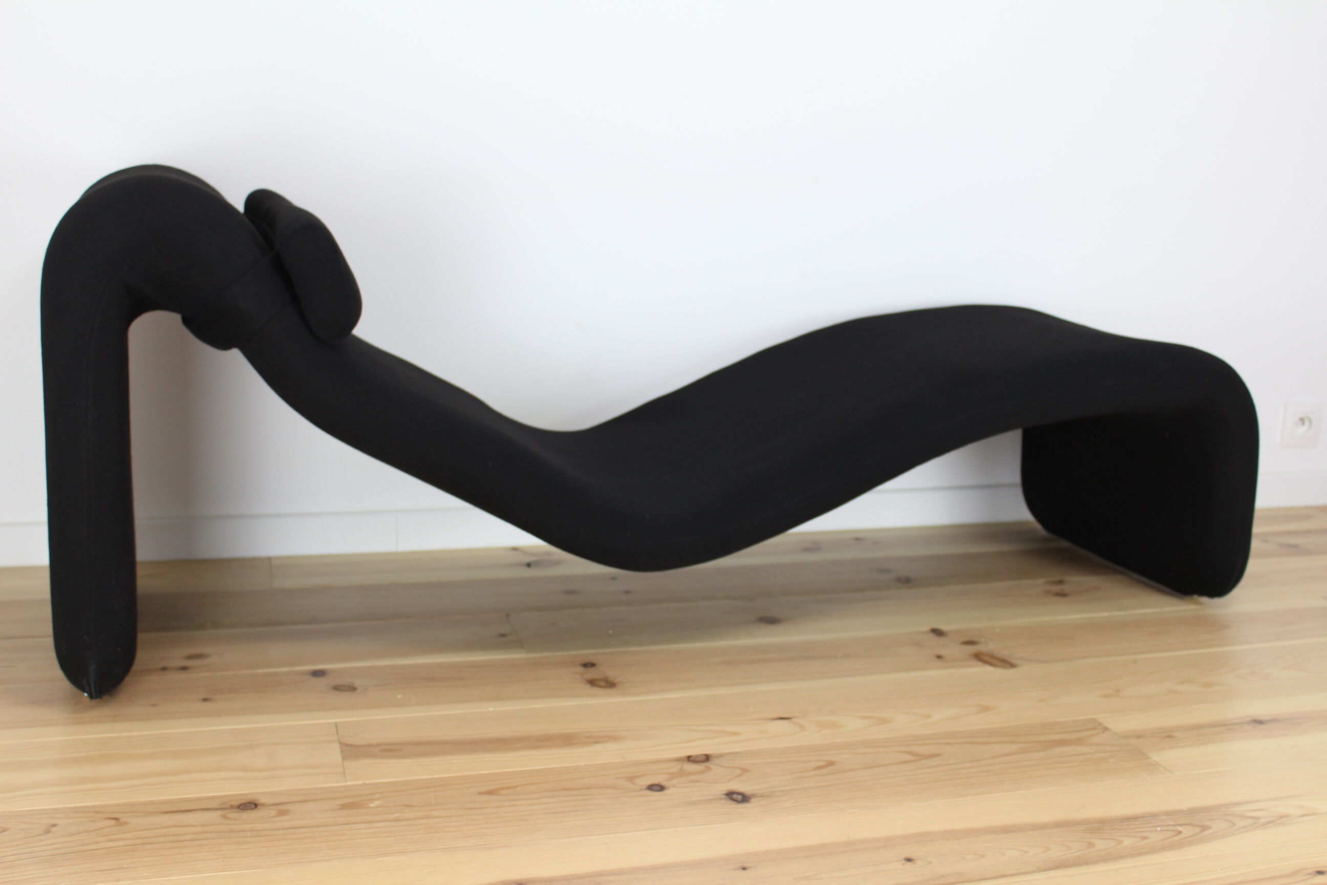 Djinn lounge chair by Olivier Mourgue for Airborne
