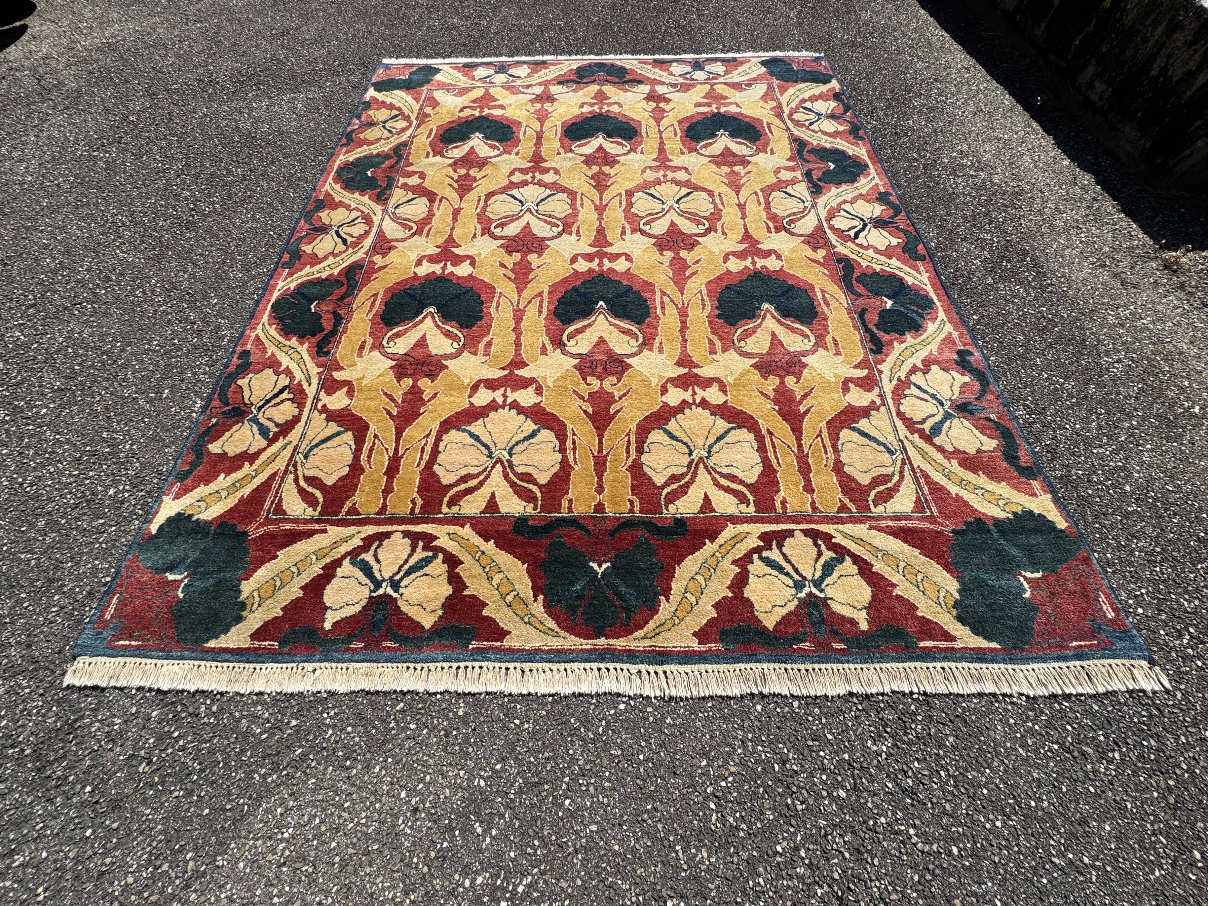 Indian floral rug after William Morris 308x240 cm