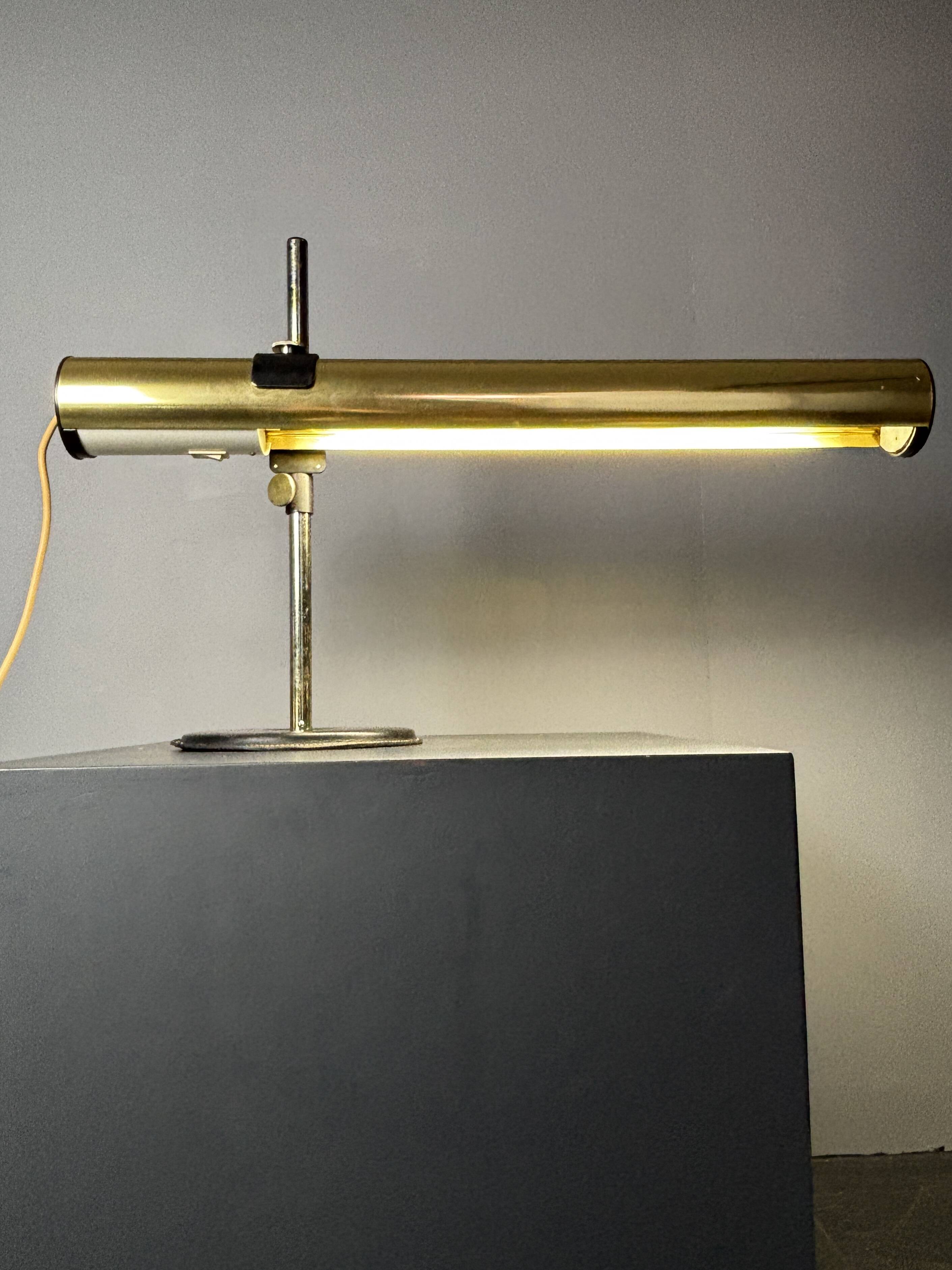XL brass desk lamp by Göran Pehrson for Ateljé Lyktan, model Kanon, 1978