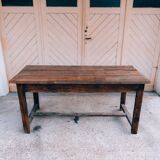 Farm table