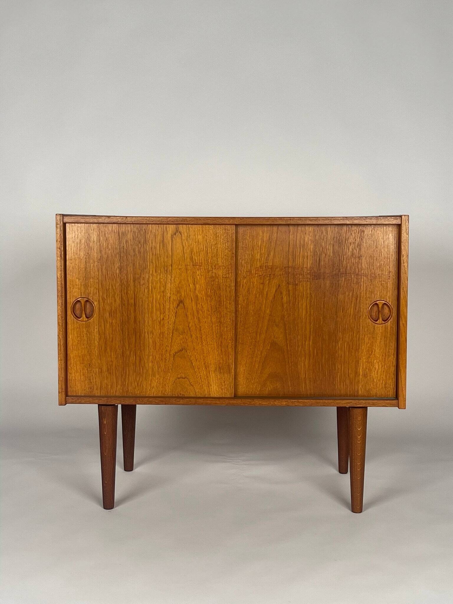 Buffet scandinave en teck année 60