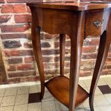 Pretty little vintage pedestal side table