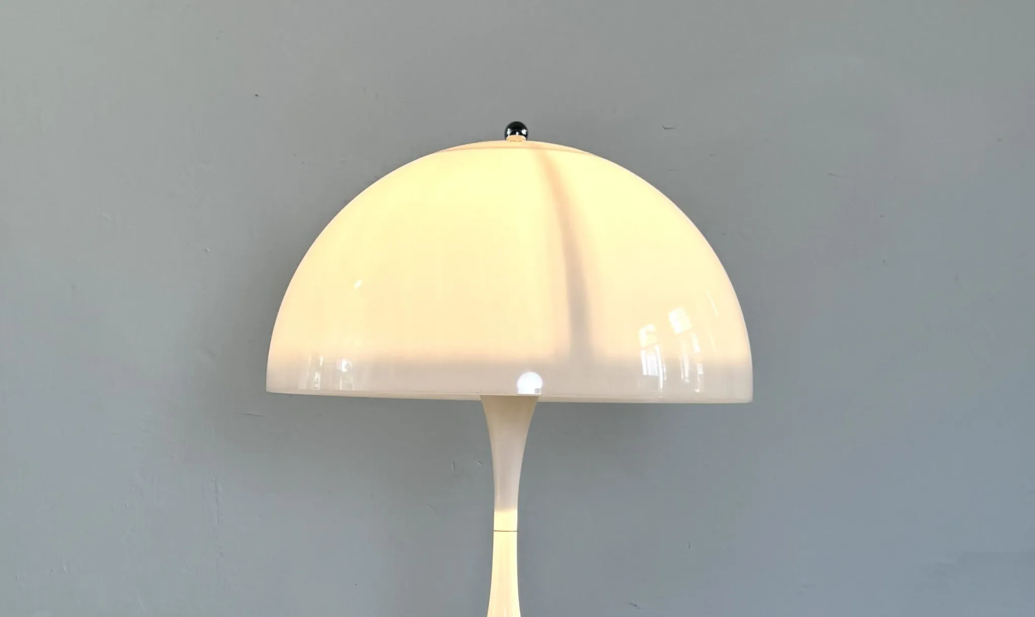 Panthella 'Mushroom' Table Lamp By Verner Panton For Louis Poulsen, Denmark, 1971