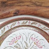 Assiette en grès keraluc quimper motif fleurs roses décor main 22 cm