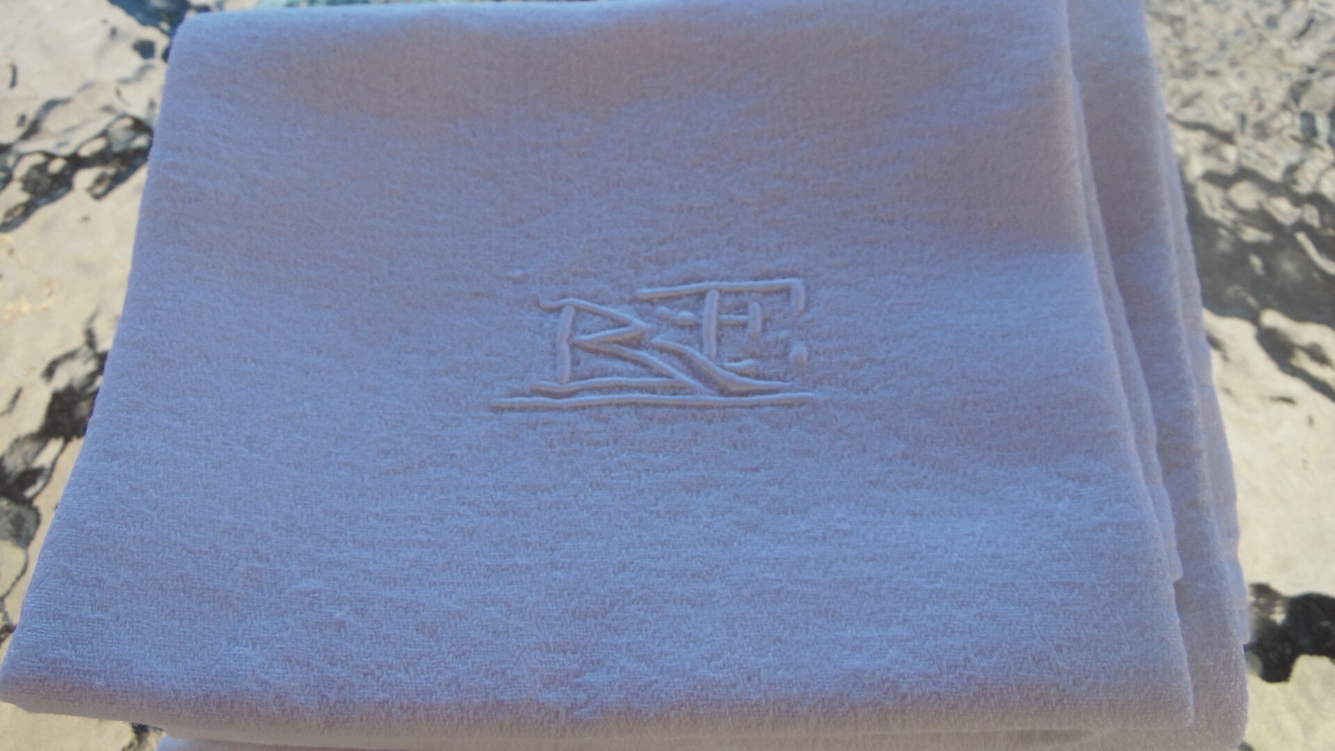 12 old monogram F&B napkins