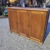 Old oak craft cabinet with 3 doors + drawers inside