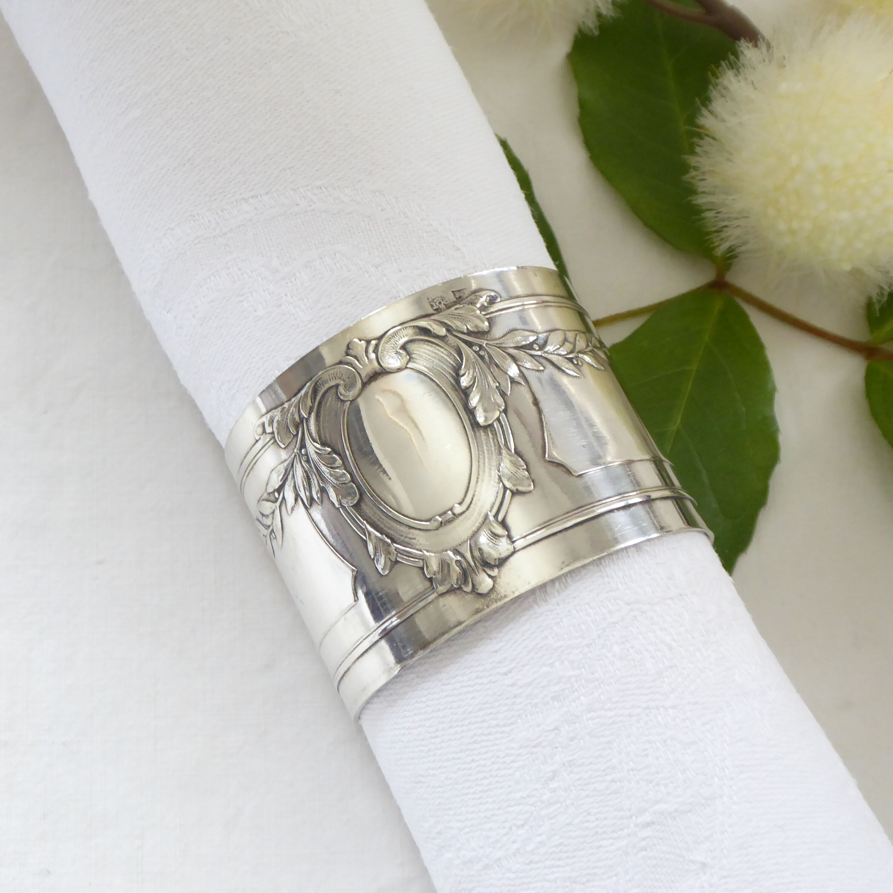 Silver metal towel ring