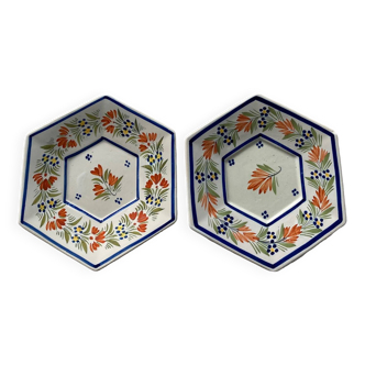 Pair of hexagonal plates Henriiot Quimper