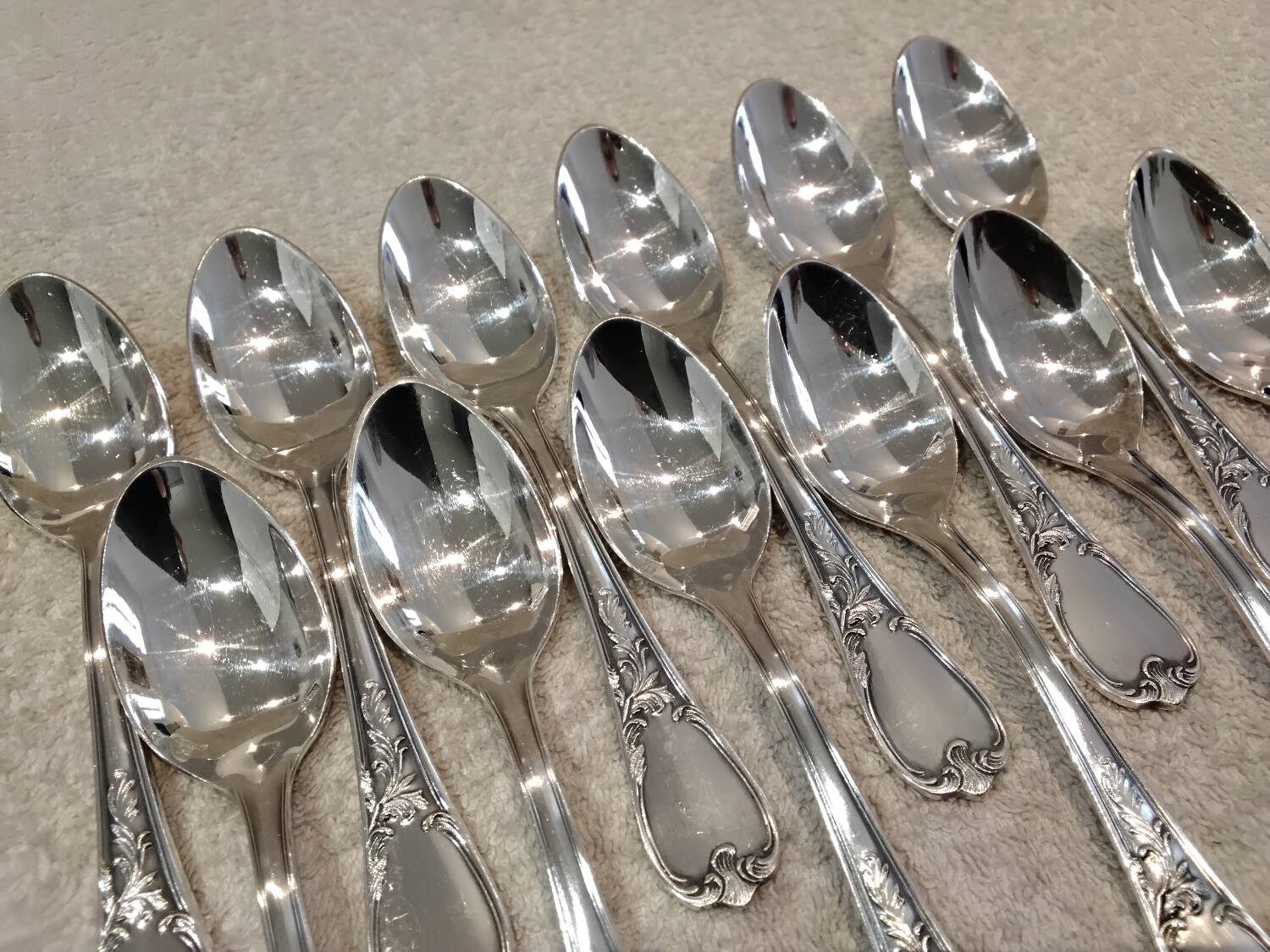 12 silver-plated metal coffee spoons Ercuis model Dubarry