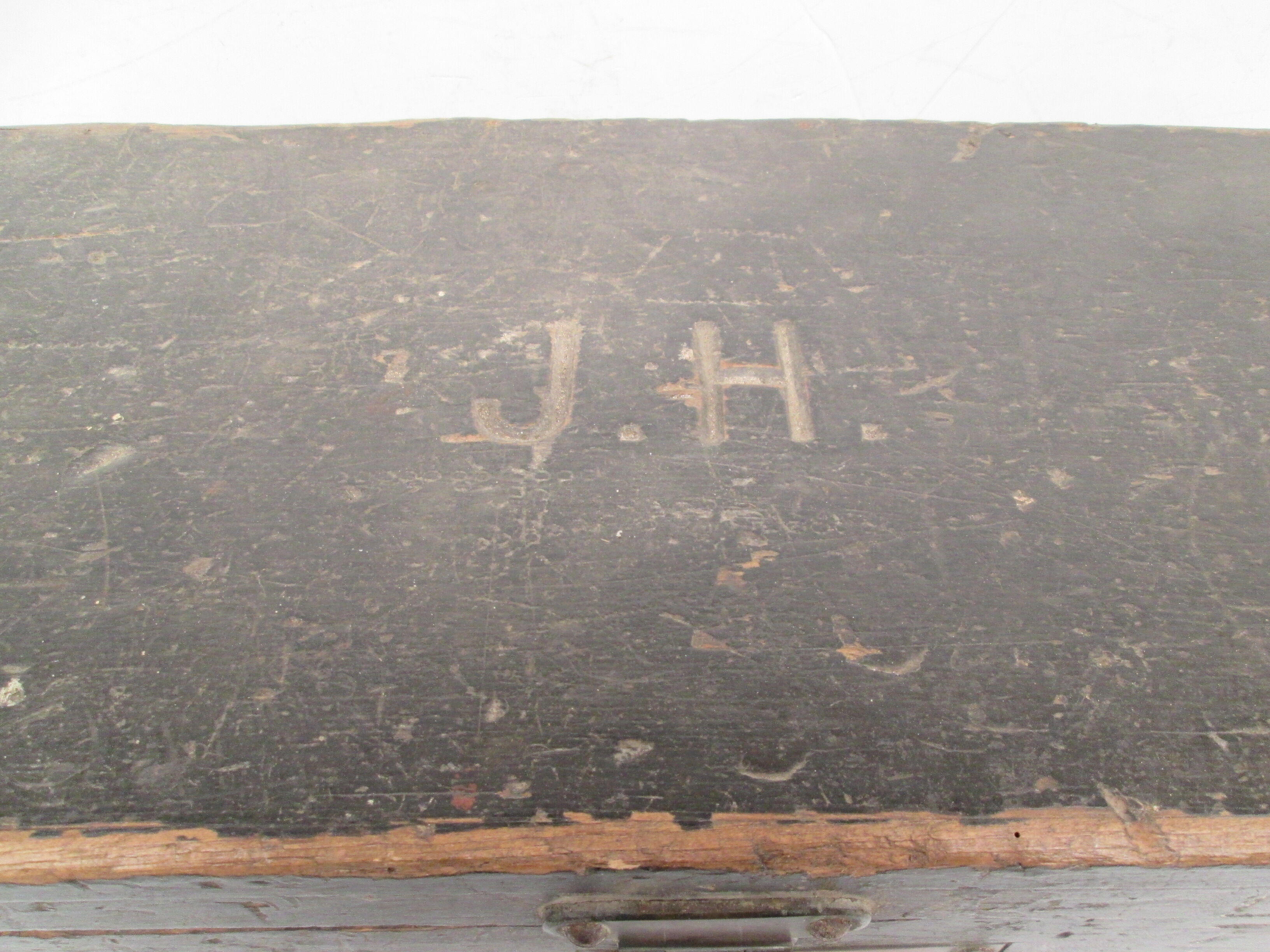 small chest in English pine.