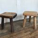 Paire de tabourets brutaliste tripode desgin brut