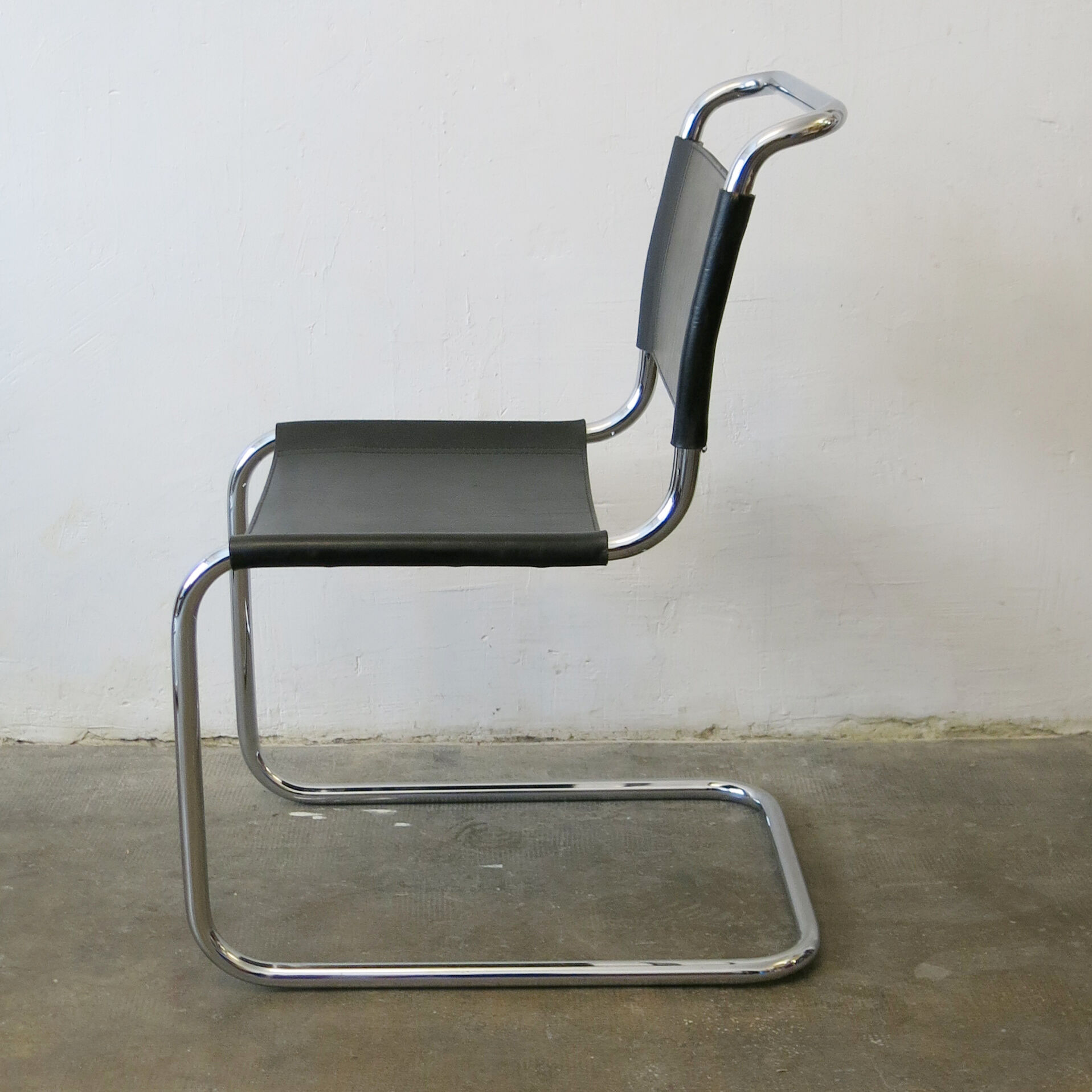 Pair of chairs Marcel Breuer B33