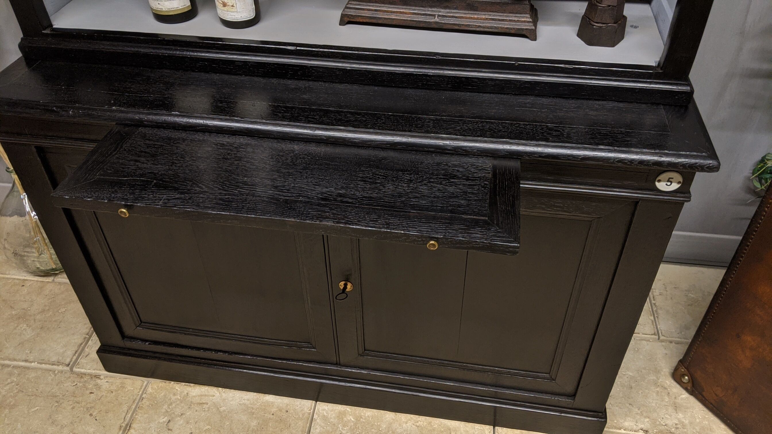 Magasin pharmacy pharmacy patinated black oak