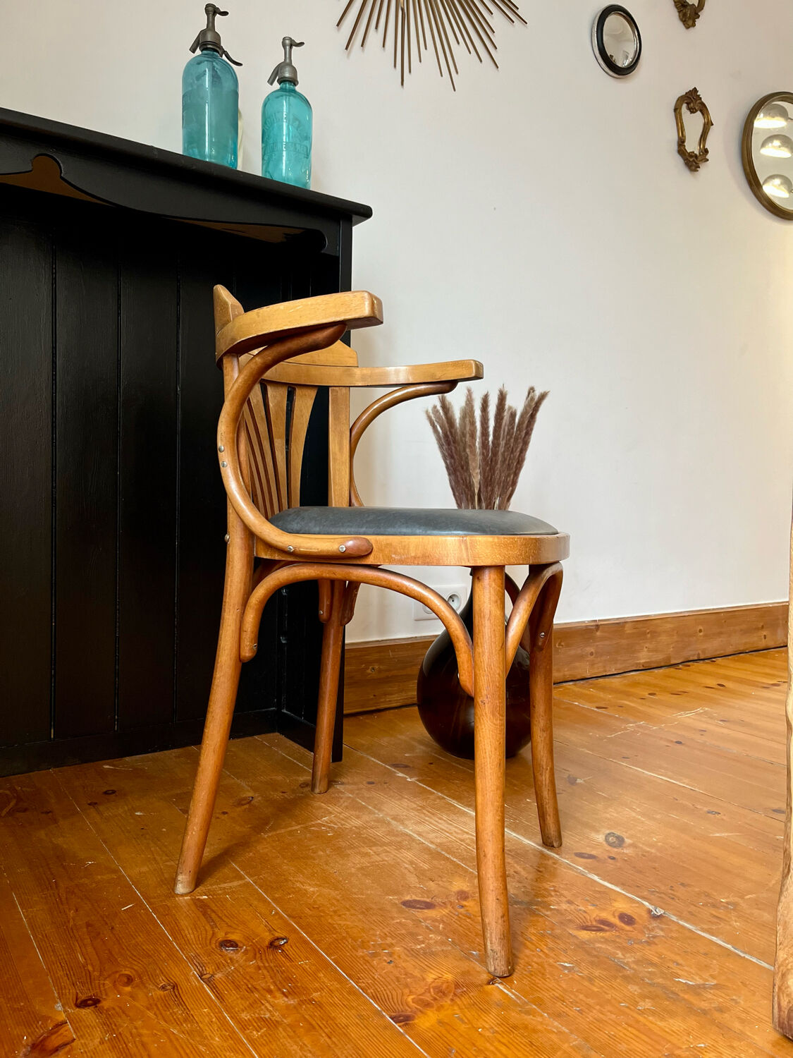 Bistro chair