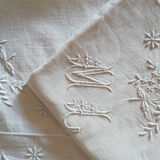 Bed adornment, 1 sheet and 2 embroidered pillowcases