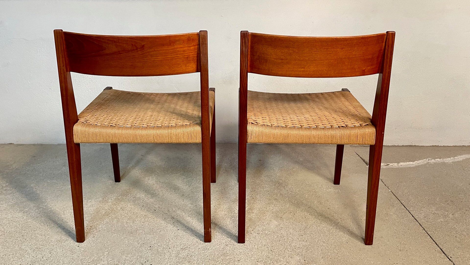 Ensemble de chaises de salle à manger minimalistes danoises en teck modèle Pia avec sièges en corde à papier par Poul Cadovius pour Royal Persiennen, 1958.