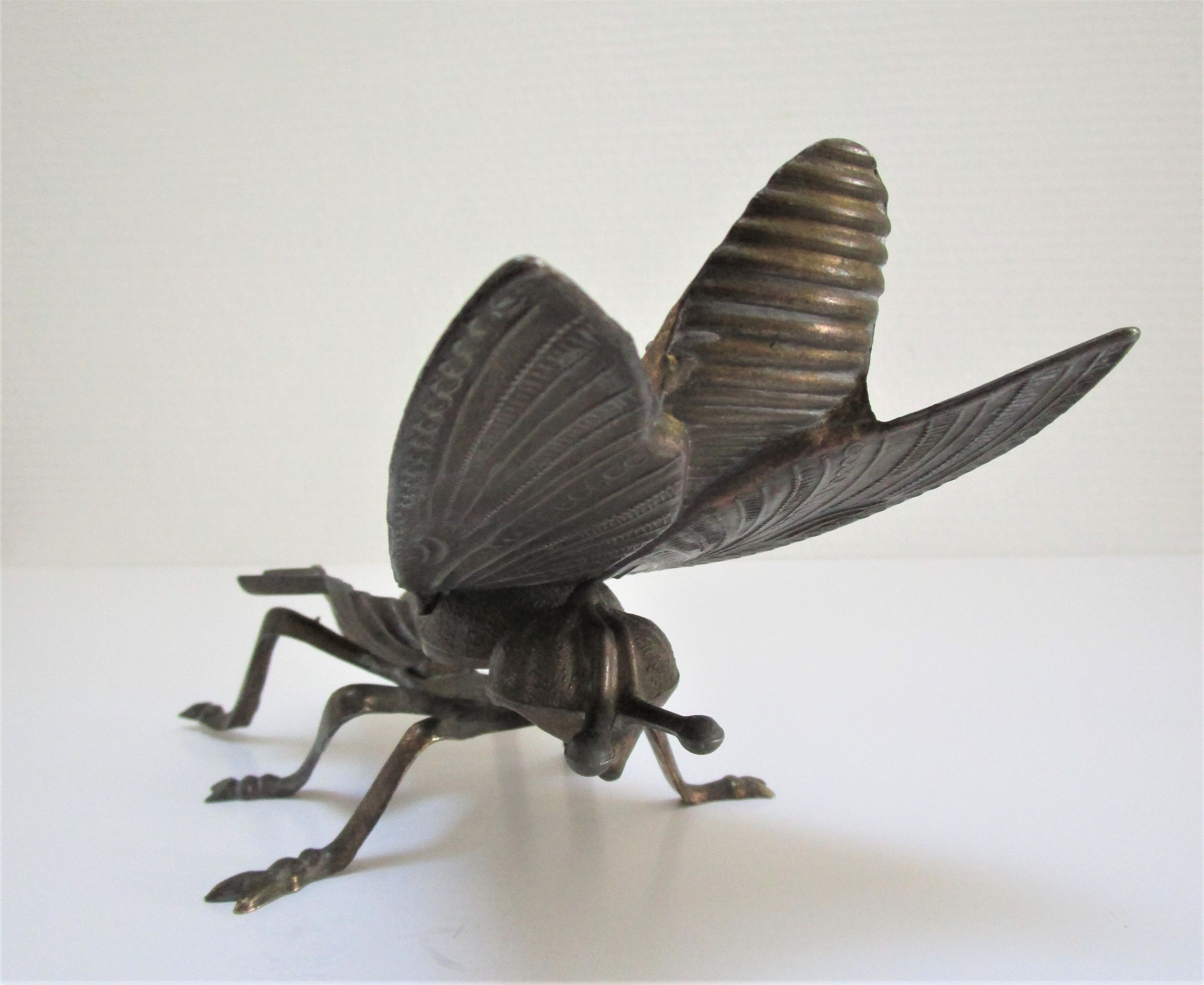 Zoomorphic ashtray fly metal patinated vintage