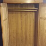 Armoire ancienne style anglais en pin