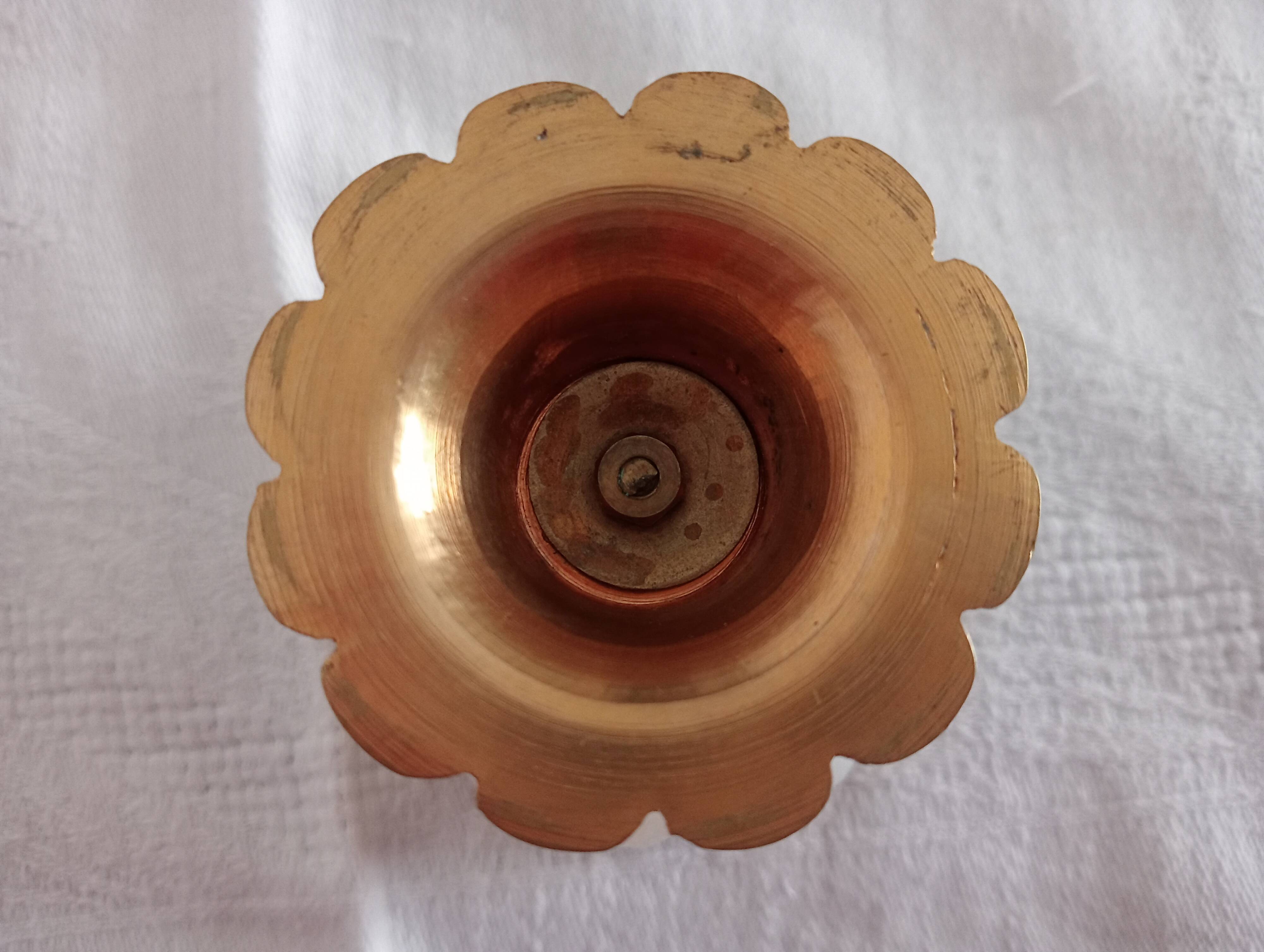 Small alabaster and bronze cup