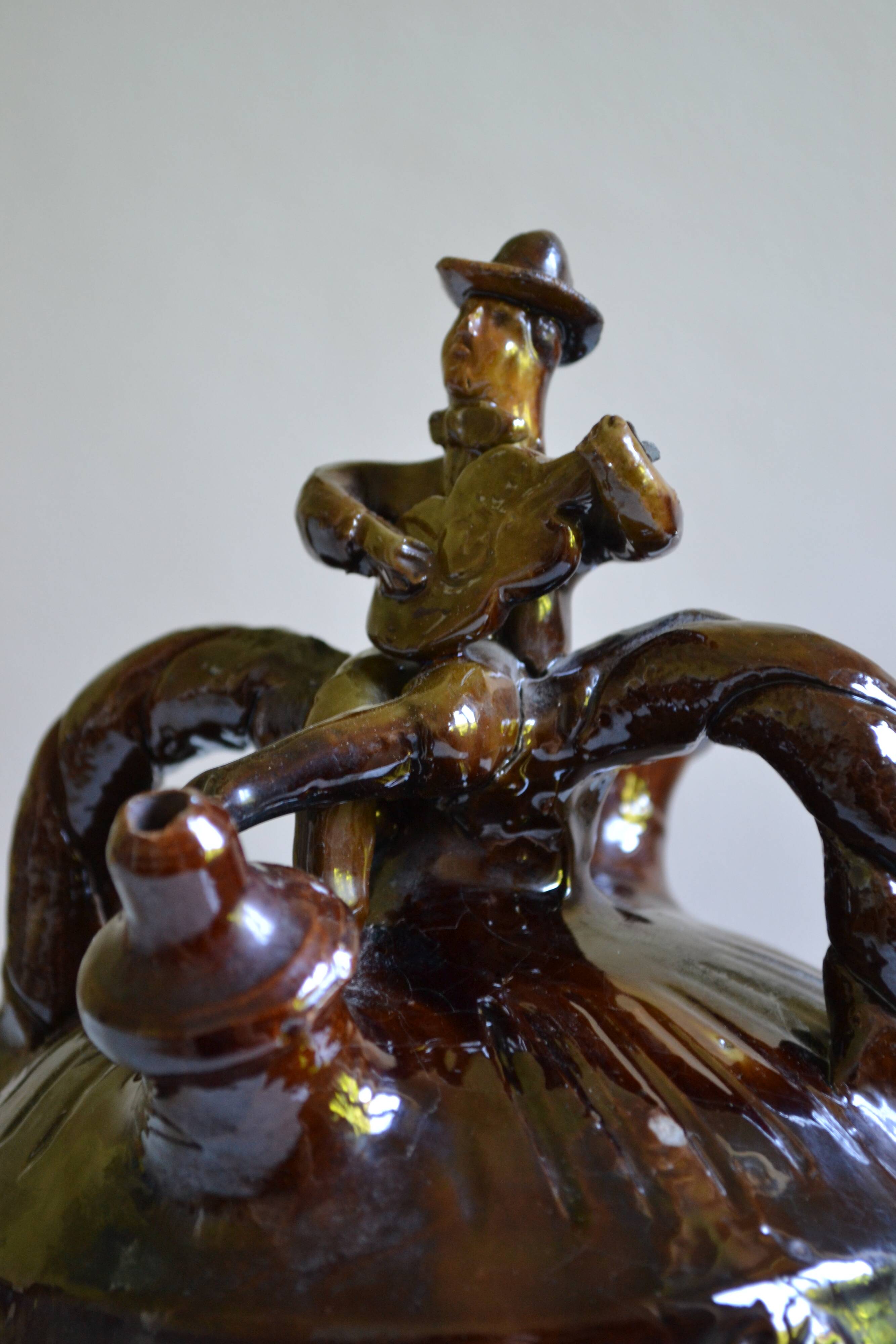 Gargoulette au guitariste céramique vintage Provence France