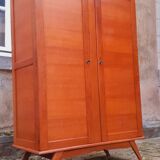 Vintage cabinet from the 50s in solid oak with compass feet