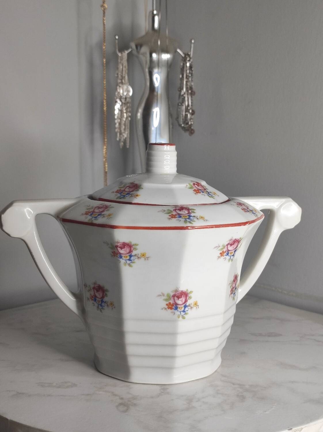 Limosa porcelain sugar bowl