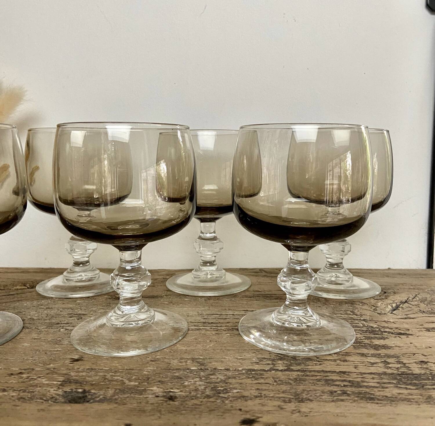 6 smoked glasses